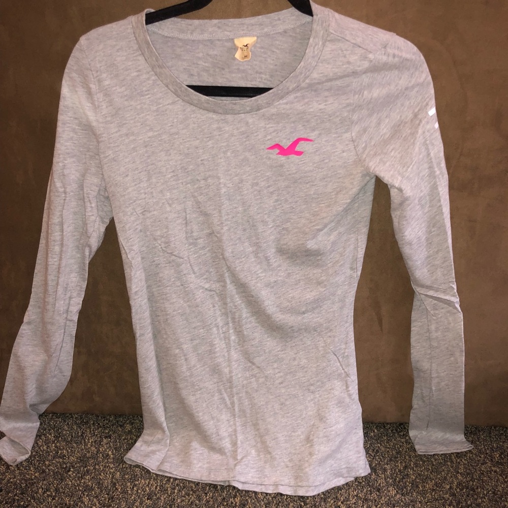 Hollister grey long sleeve top size Medium